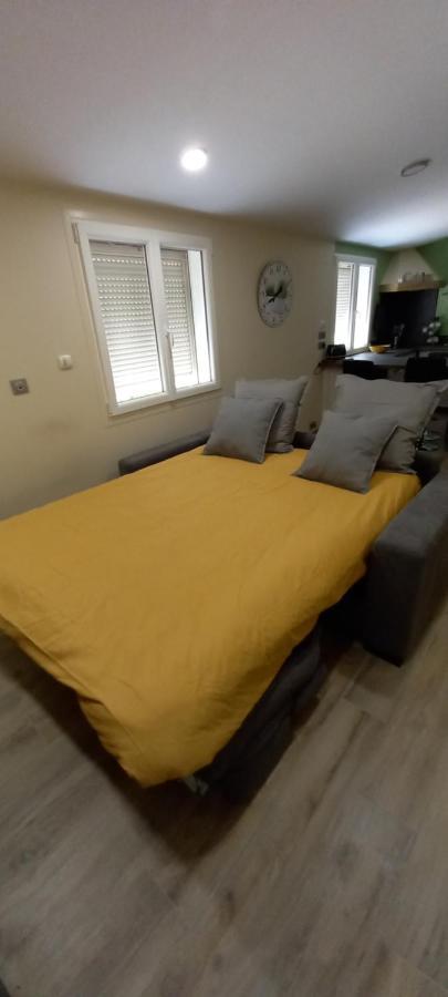 Logement Lumineux, Entierement Renove Avec Jardin Caumont-sur-Durance Экстерьер фото